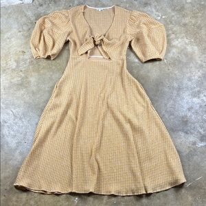 RHODE Ginny Tie cut-out front midi dress in mustard and pink
Size: 2